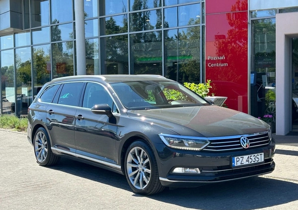 Volkswagen Passat cena 59800 przebieg: 255501, rok produkcji 2014 z Poznań małe 191